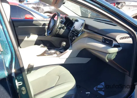 2021 Toyota Camry Xse z USA, uszkodzony, nr VIN 4T1K31AK0MU029367